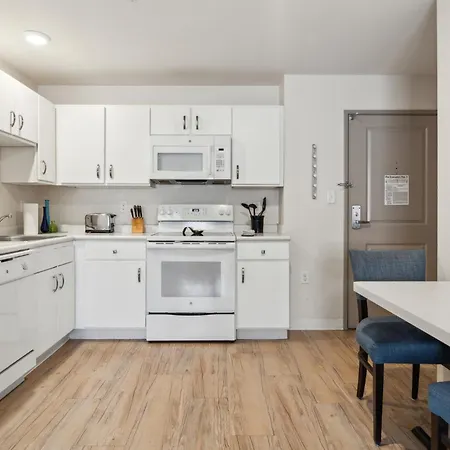 Simplicity At The Rim 1317 I Comfy 1 Bed 1 Bath